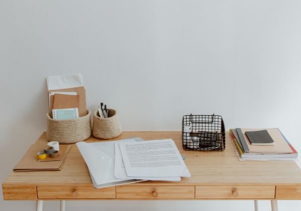 Wall-mounted Desk